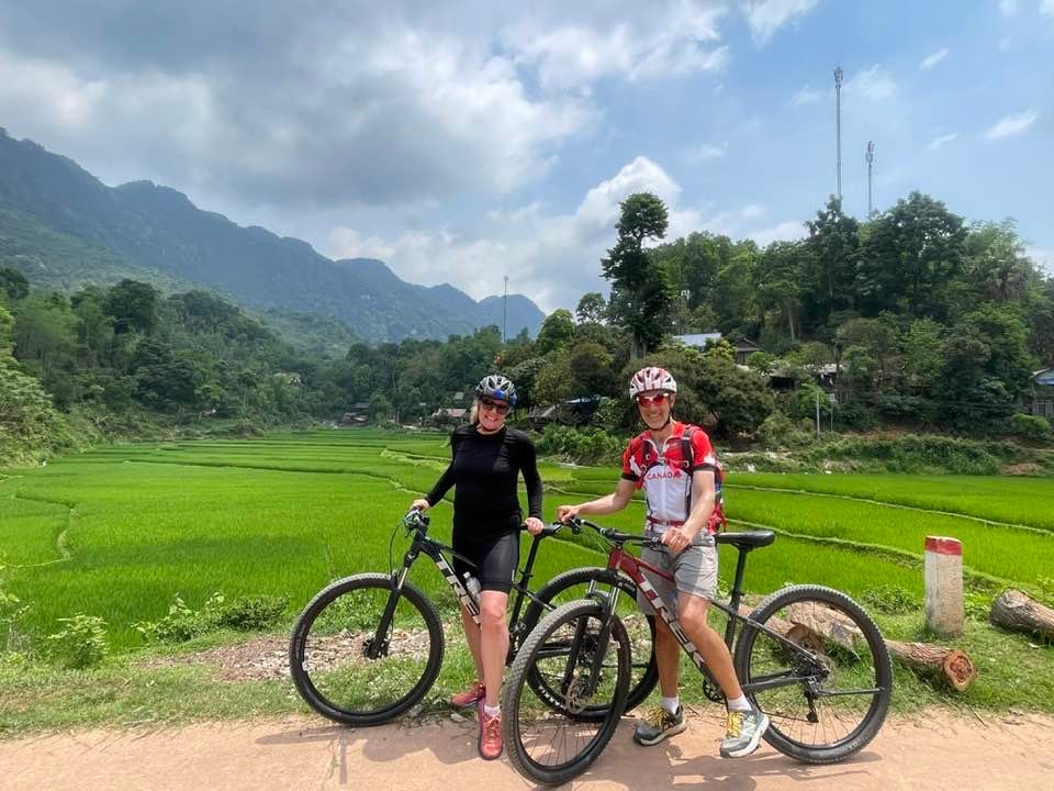 E-Bikes Cycling Tour Mai Chau – Pu Luong – Ninh Binh 6 Day Adventure